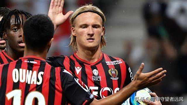 里尔主场力克南特，继续保持领先