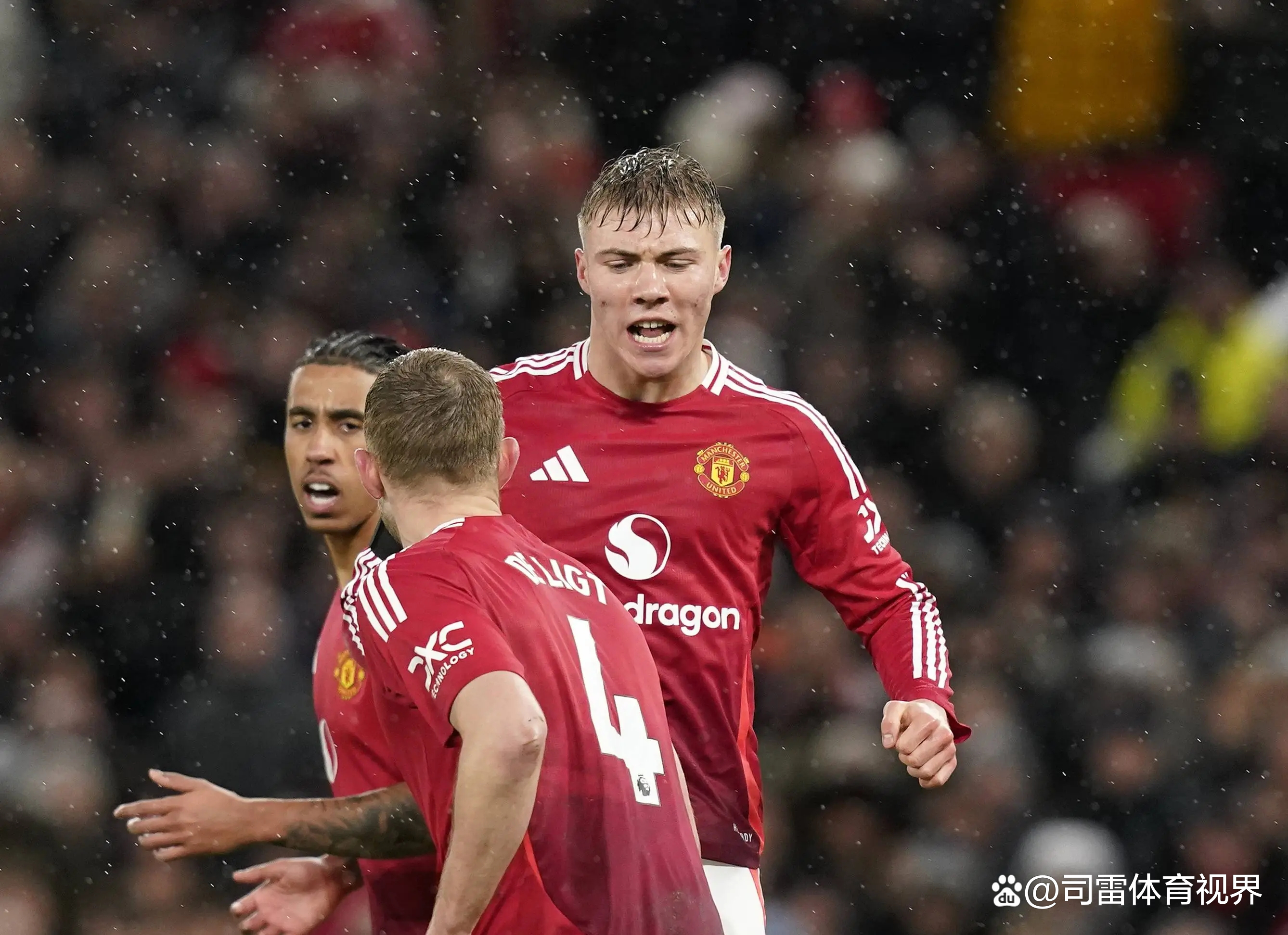 曼联客场憾负西汉姆联，主帅不满球员表现低迷