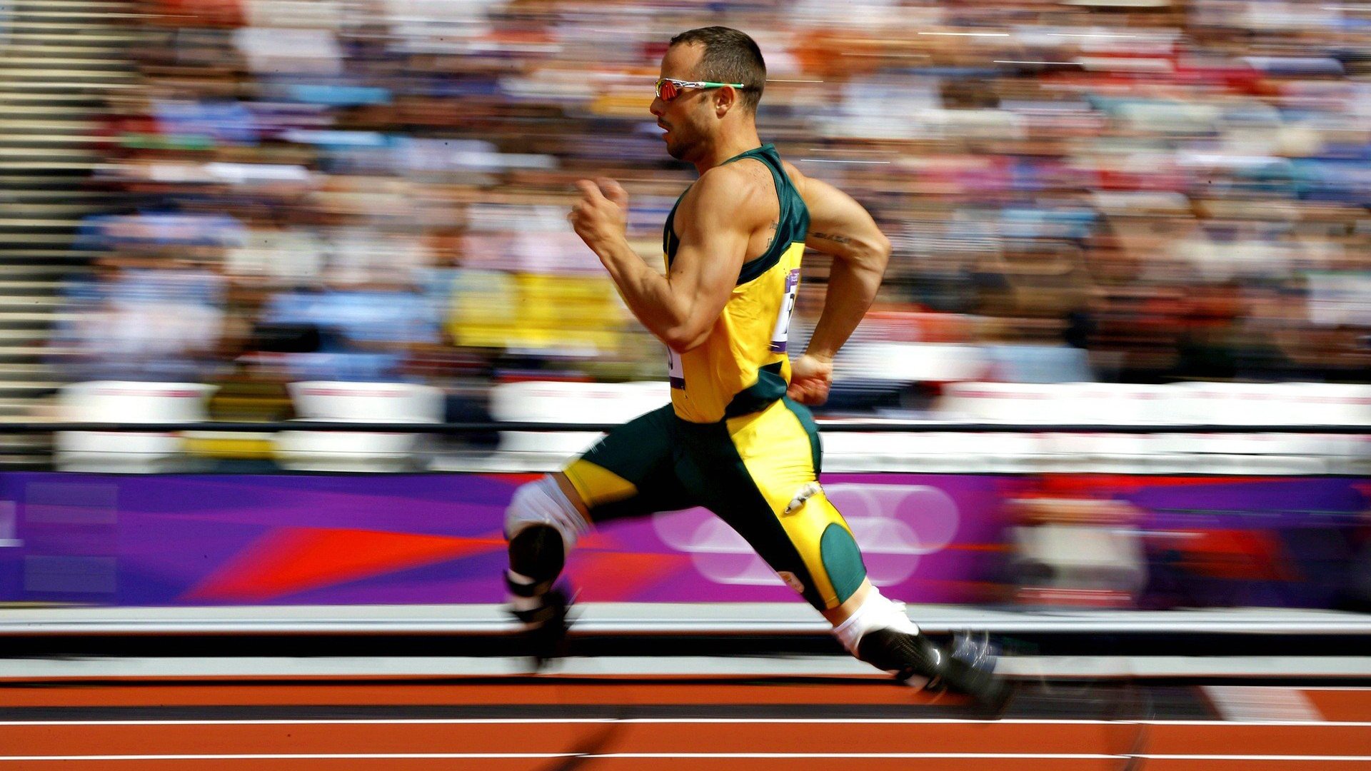 铁血与智慧,里昂战术体系全面压制奥地利,马丁内斯用实力打破质疑