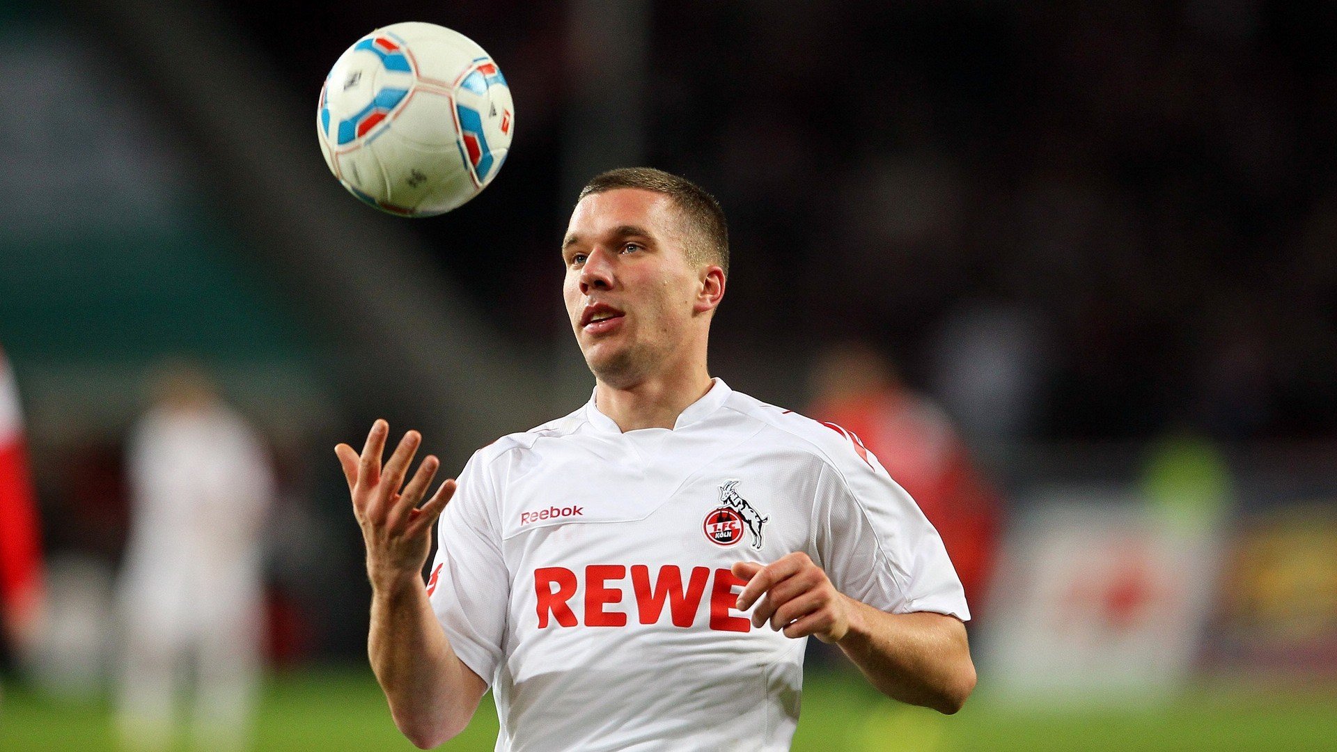 浓眉统治全场，北京队爆冷击败掘金创历史